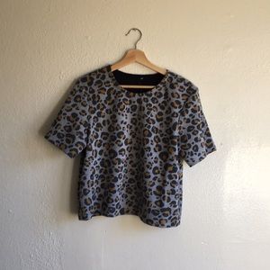 Used shirt like new.